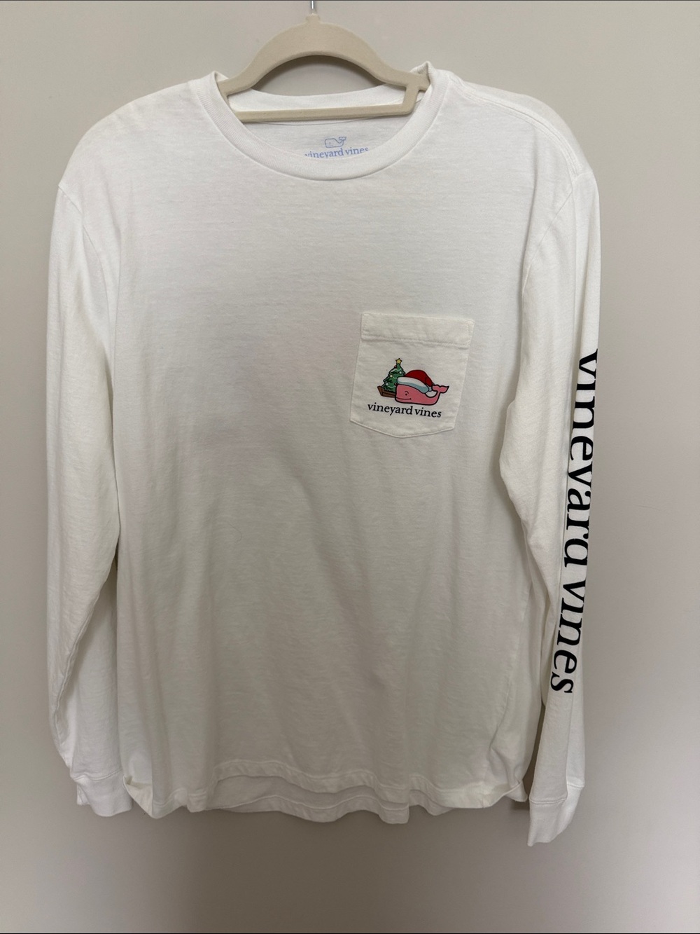 Vineyard Vines White Long-Sleeve Pocket Tee with Whale Graphic